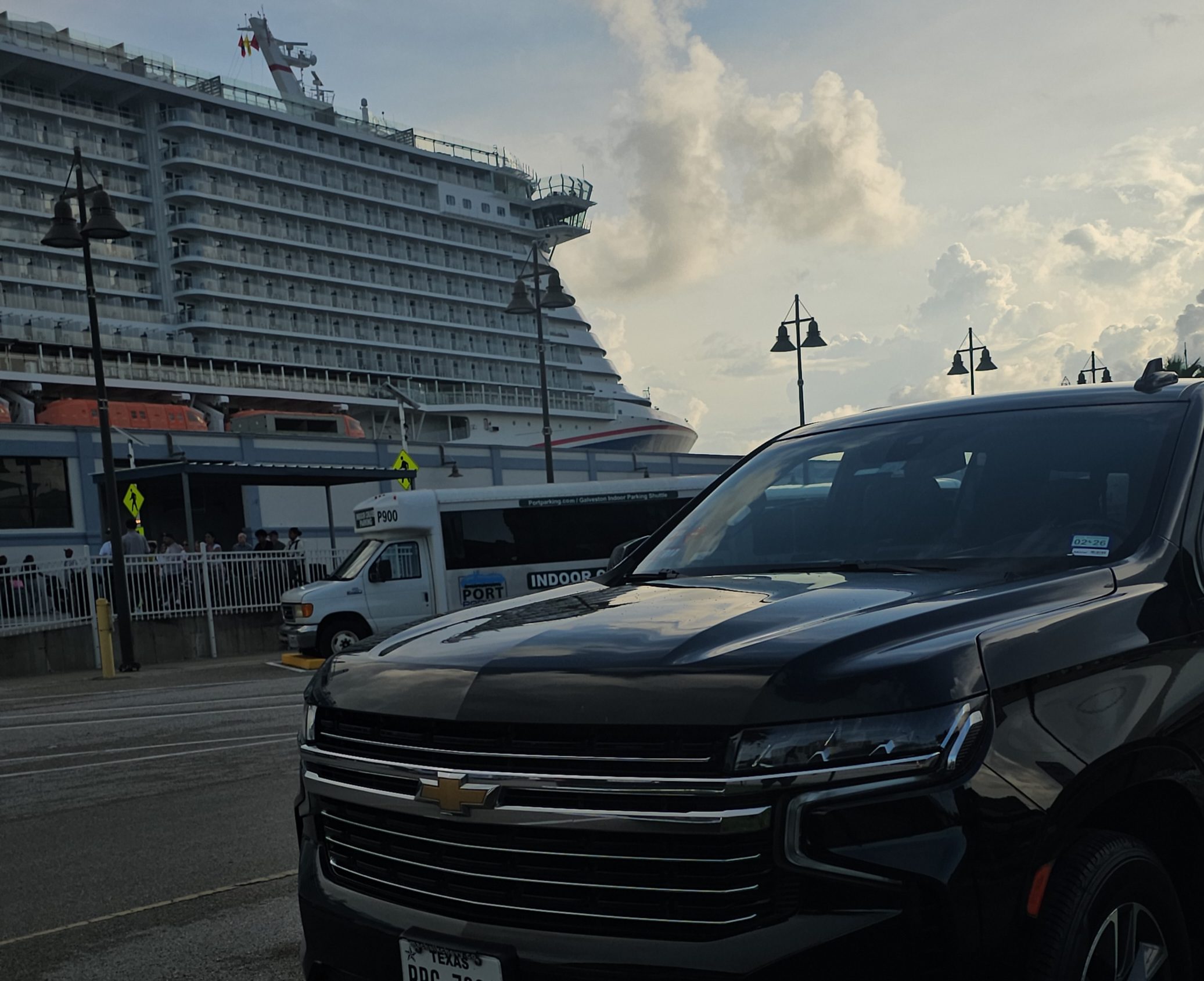 Cypress to Galveston cruise transportation by Topline Limousine