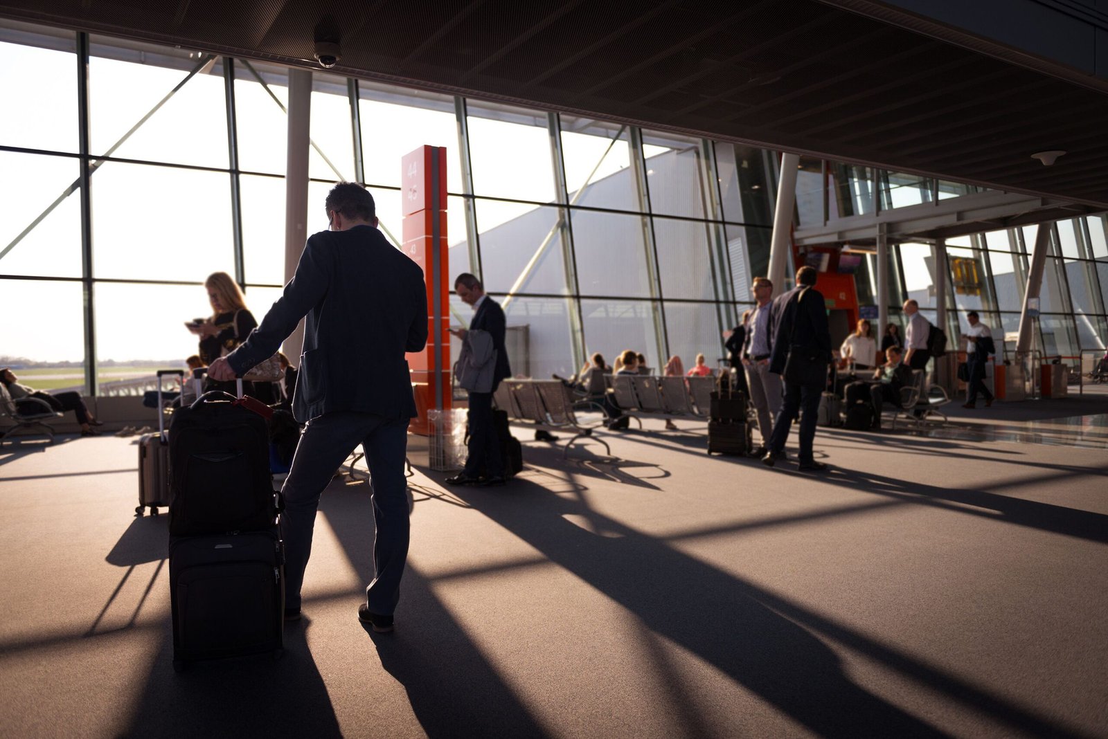 Magnolia Hotel Houston Airport Shuttle: Transportation Guide
